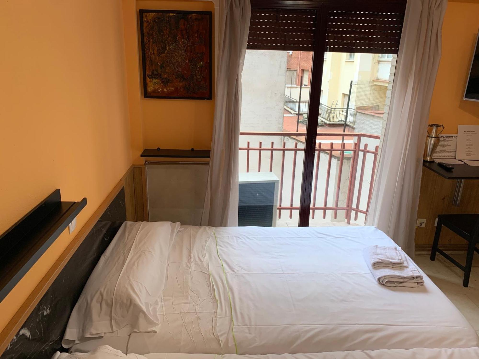 Apartamentos Y Estudios Torr En Madrid - Chamartin Con Wifi Gratis Esterno foto