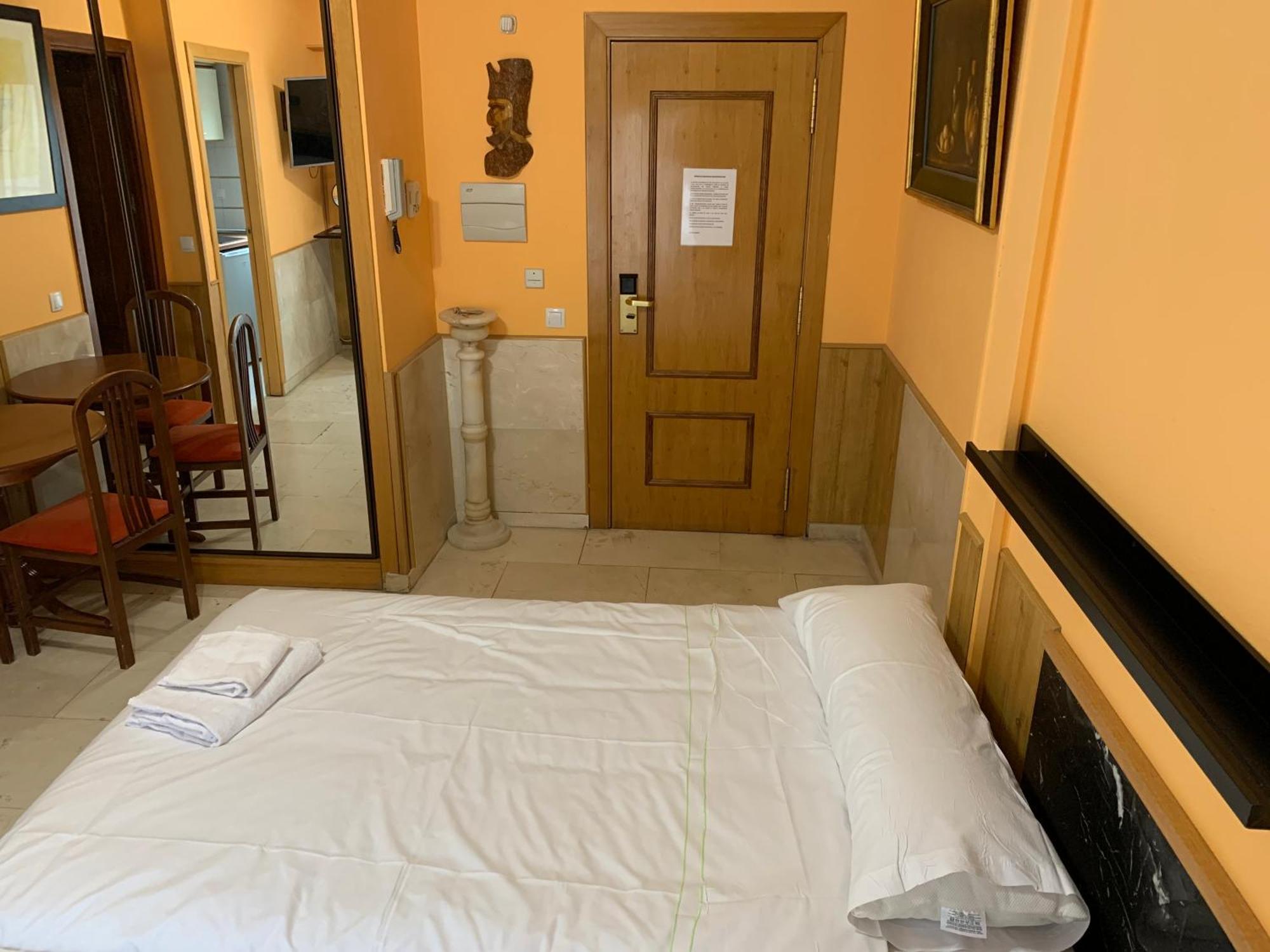 Apartamentos Y Estudios Torr En Madrid - Chamartin Con Wifi Gratis Esterno foto